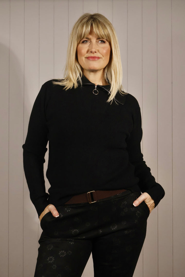 Reign Ribbed Zip Top Black