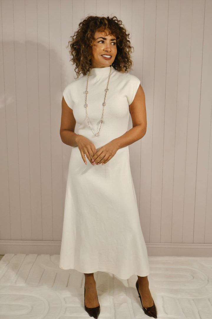 Saranna Sleeveless Dress Cream