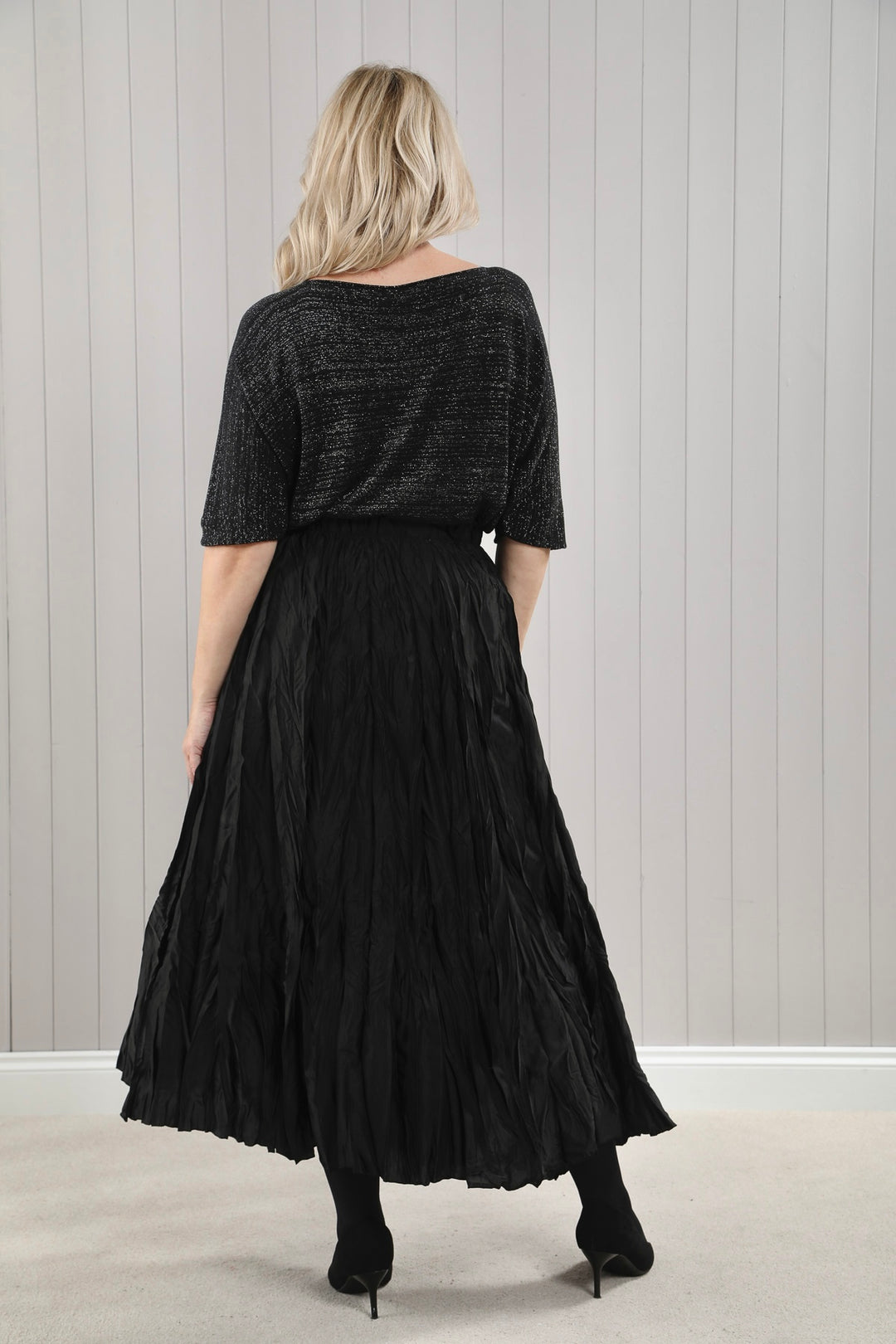 Elisa Crinkle Satin Skirt Black