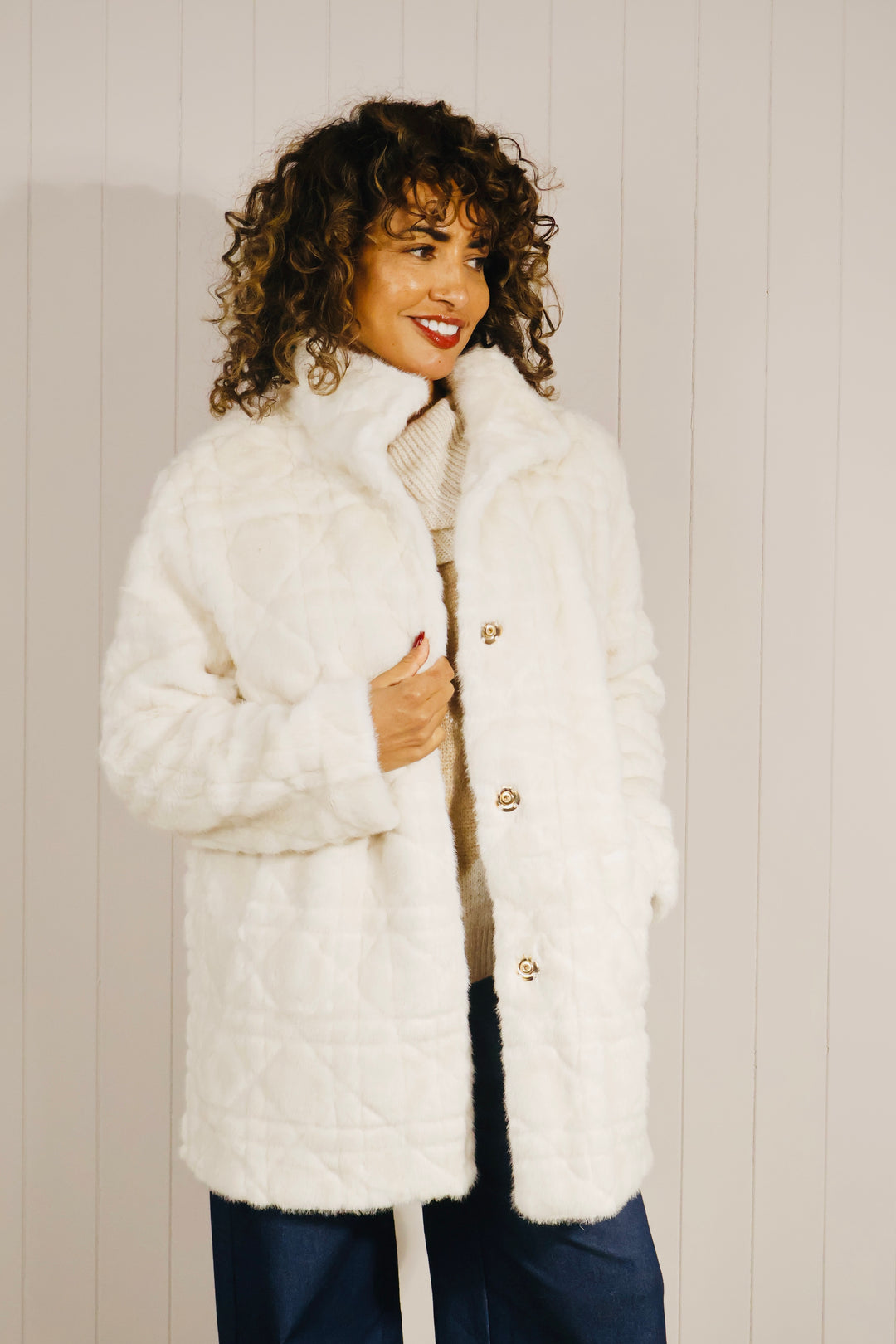 Eira Faux Fur Coat Cream