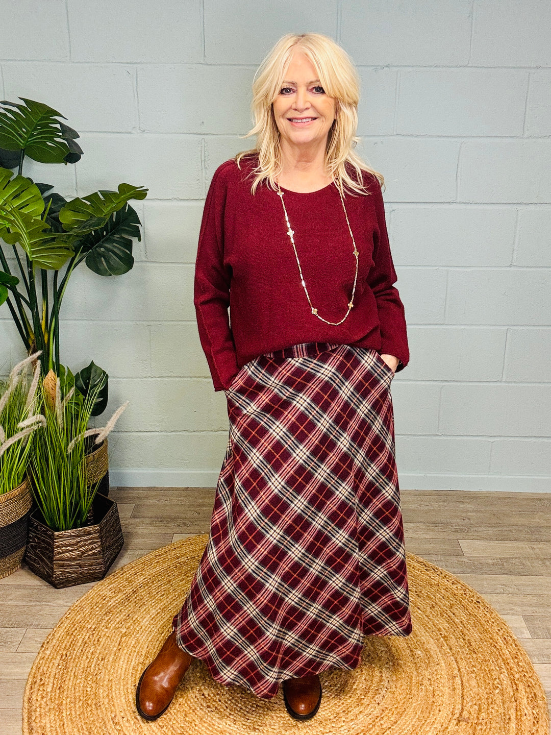 Heritage Pocket Skirt Burgundy