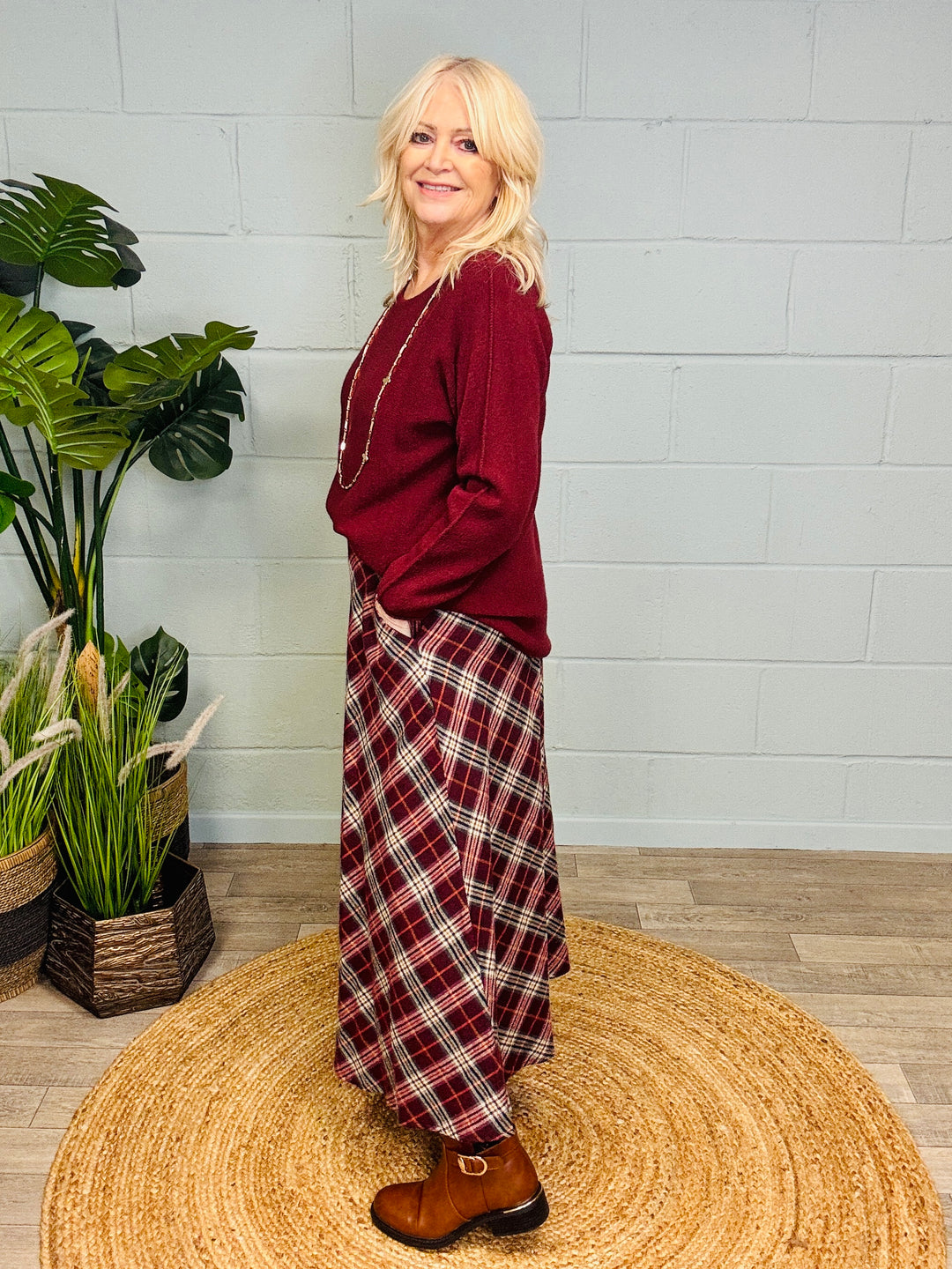 Heritage Pocket Skirt Burgundy