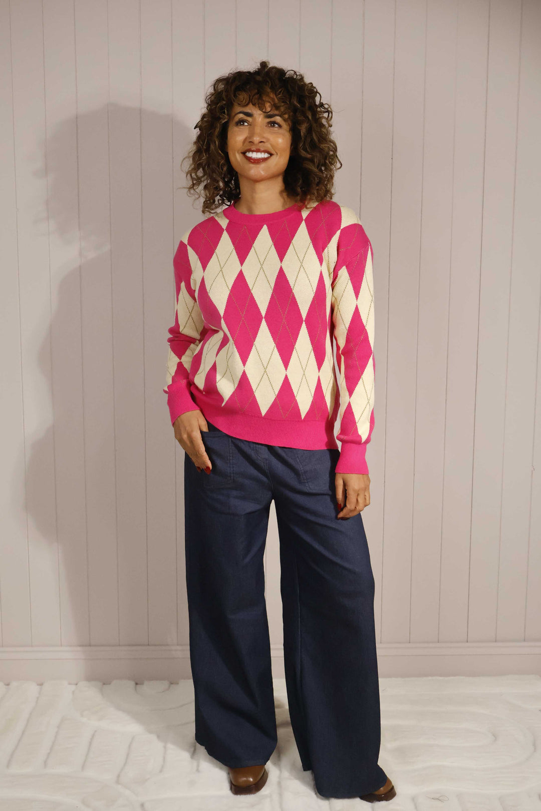 Azura Argyle V Neck Jumper Pink