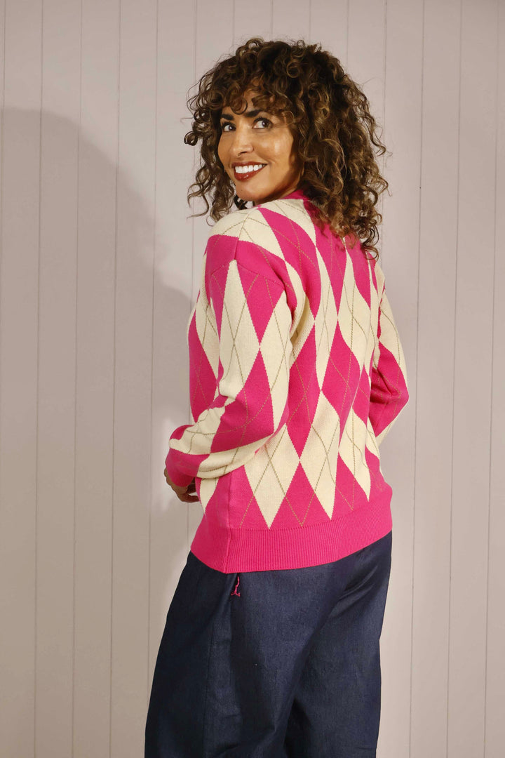Azura Argyle V Neck Jumper Pink