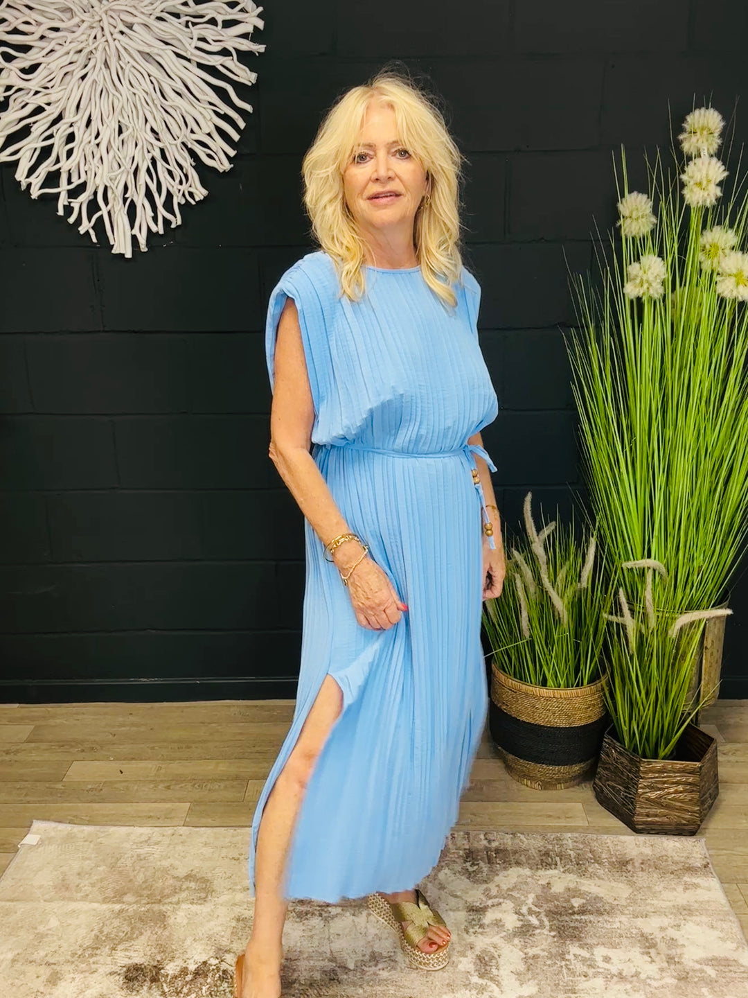 Mireya Pleated Midi Dress Blue