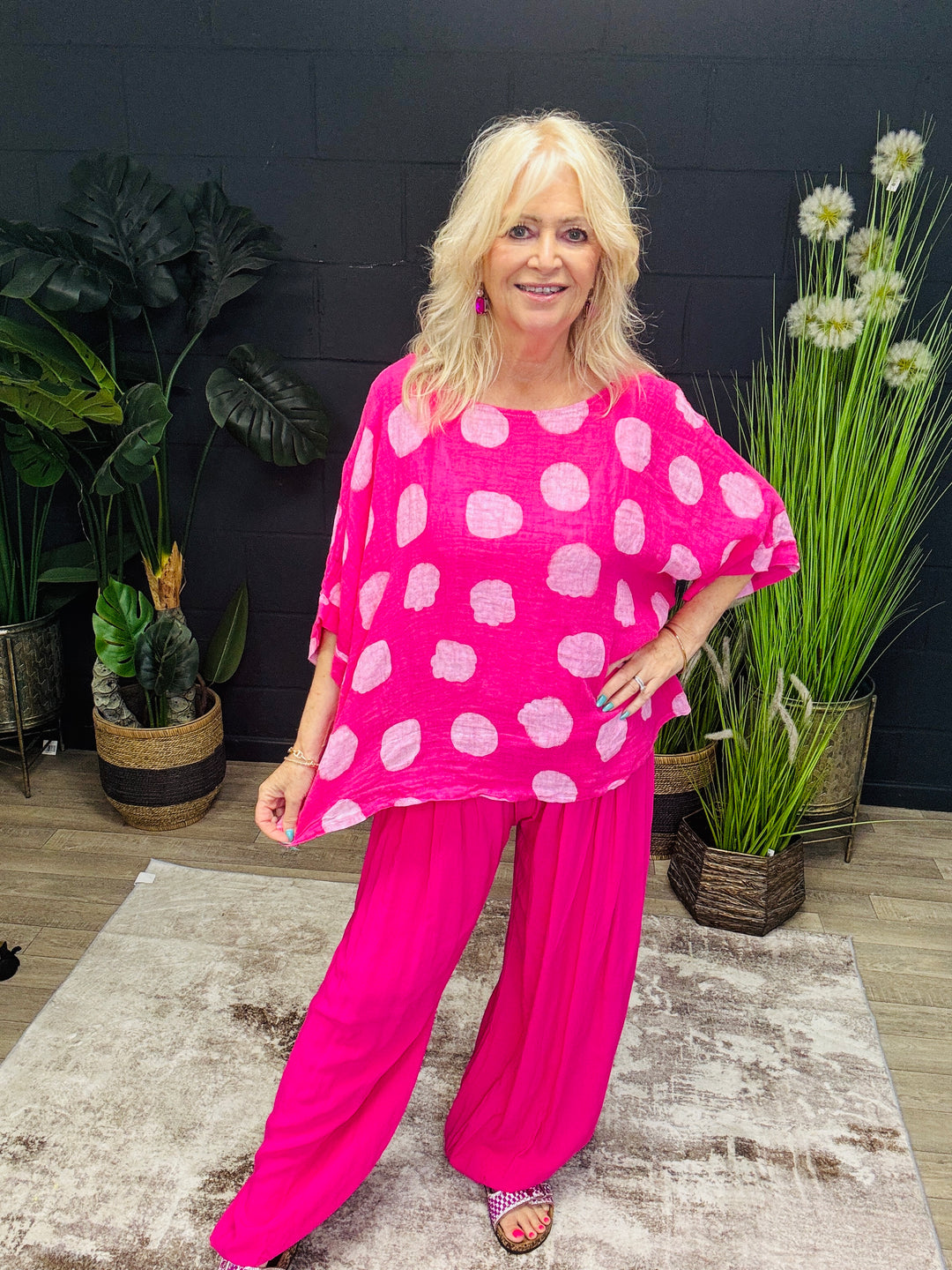 Linen Polka Dot Top Fuchsia