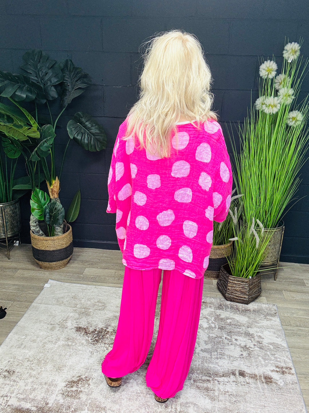 Linen Polka Dot Top Fuchsia