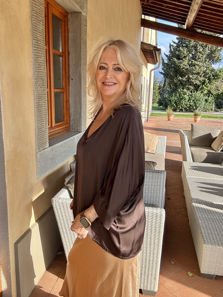 Orietta Silky Slouch Top Chocolate