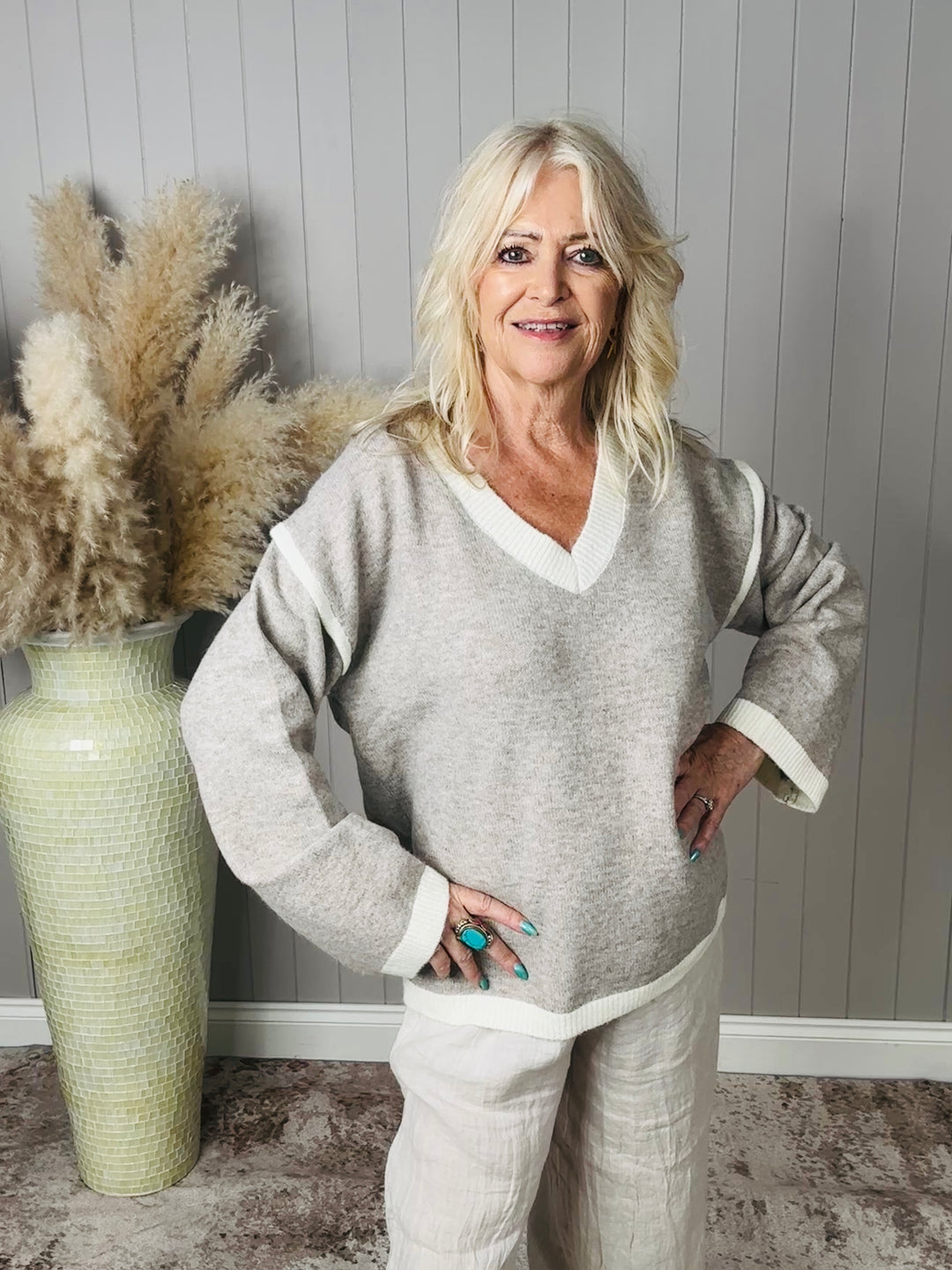 Verity V Neck Jumper Mocha