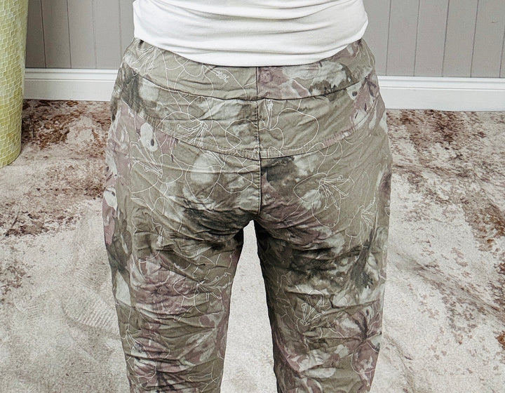 Floral Outline Magic Pants Taupe