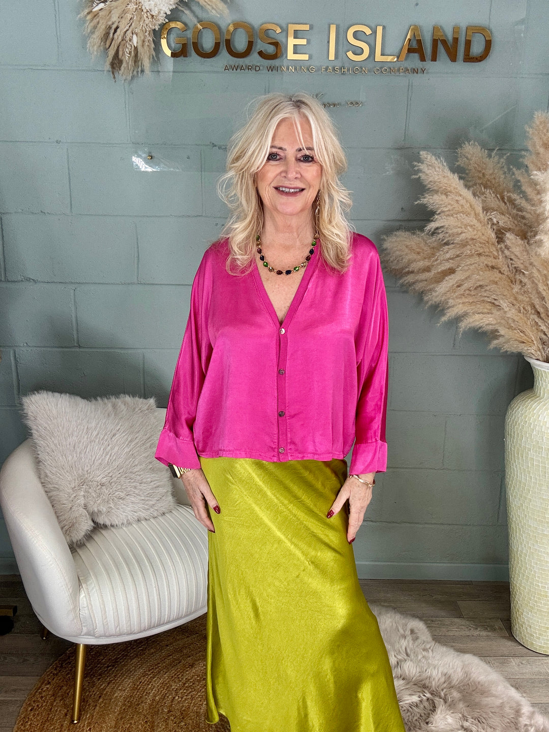 Orietta Silky Cardigan Fuchsia