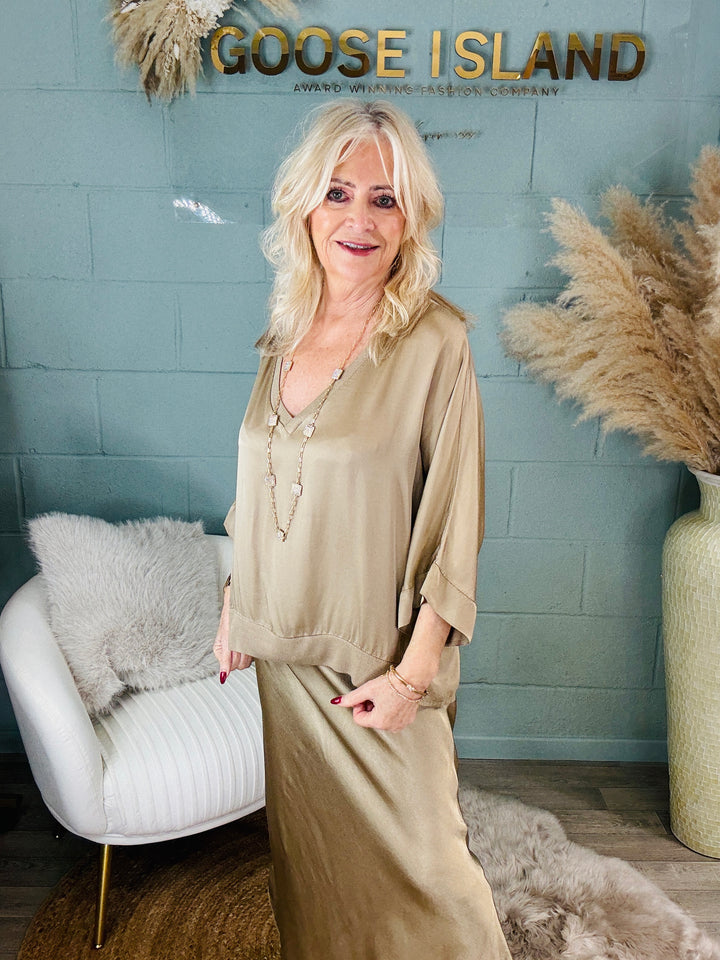 Orietta Silky Slouch Top Champagne