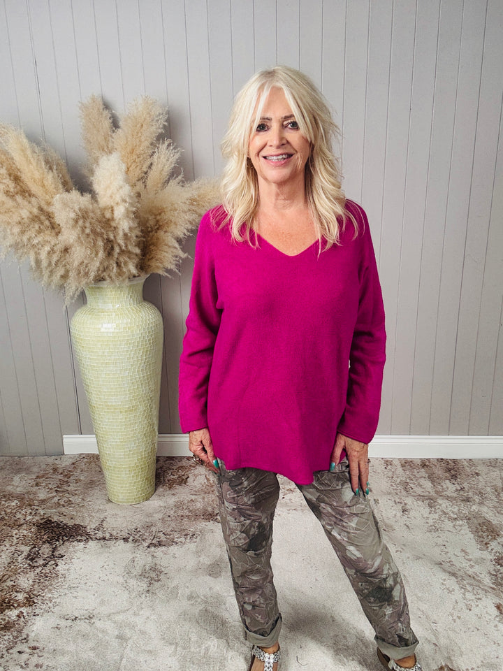 Anabelle V-Neck Jumper Magenta