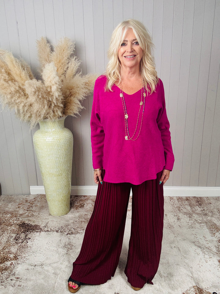 Anabelle V-Neck Jumper Magenta