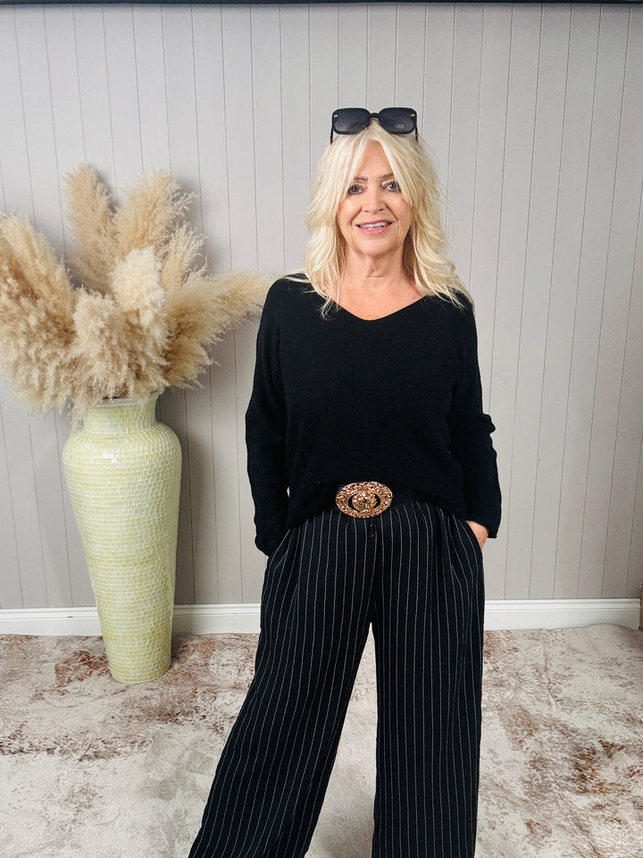 Anabelle V-Neck Jumper Black