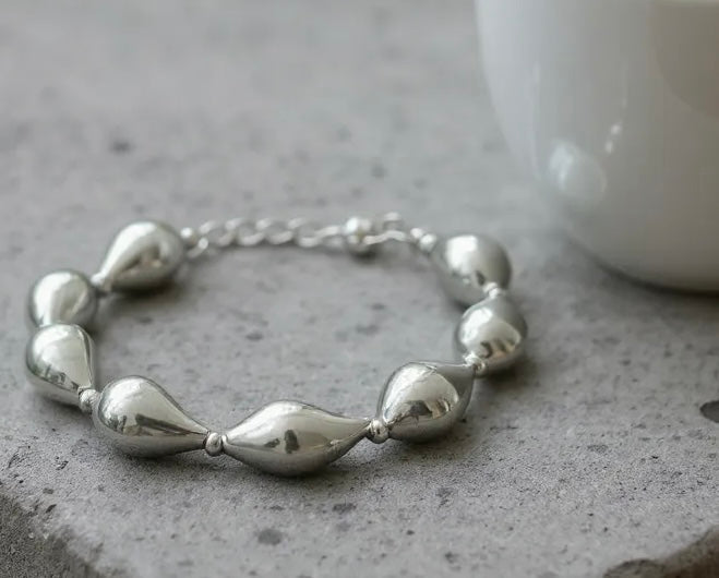 Tara Teardrop Bracelet Silver