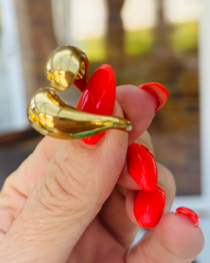Tara Teardrop Ring Gold