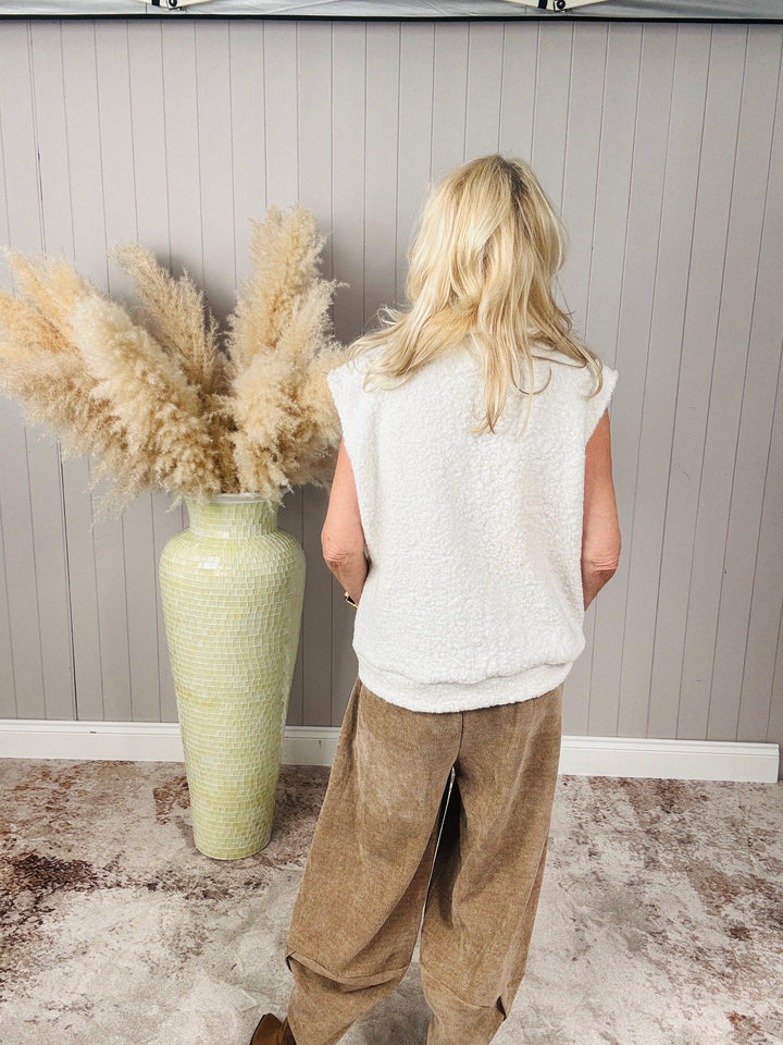 Belinda Sleeveless Jacket Cream
