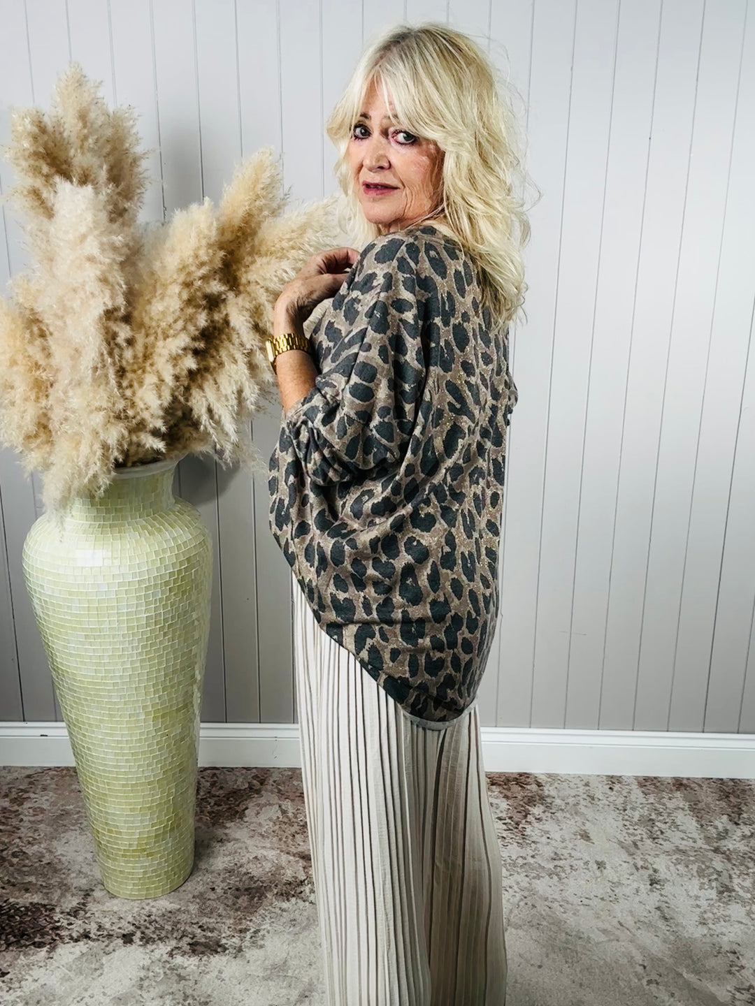 Liana Leopard Top Taupe