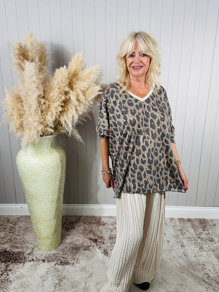 Liana Leopard Top Taupe