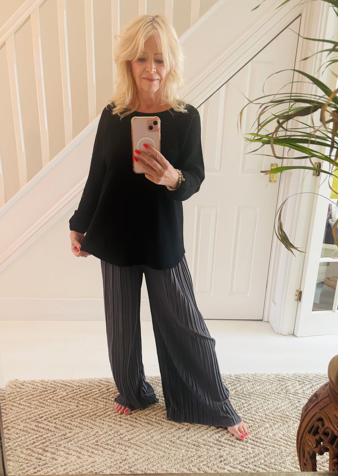 Anabelle Round Neck Jumper Black