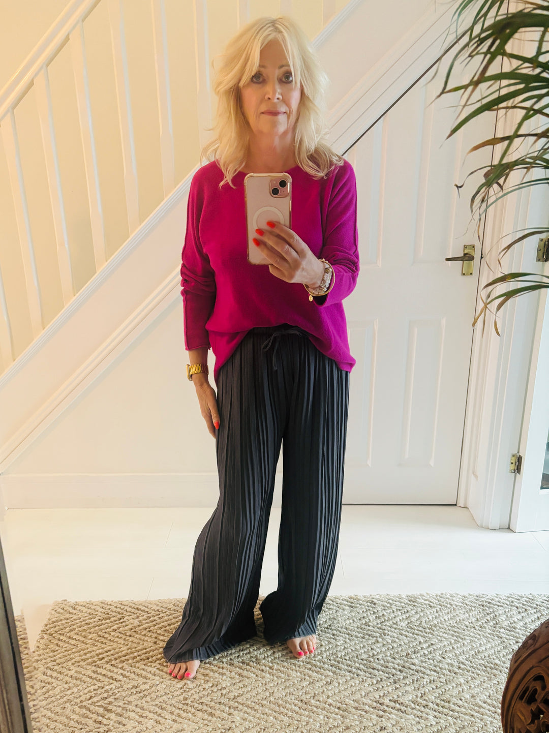 Anabelle Round Neck Jumper Magenta