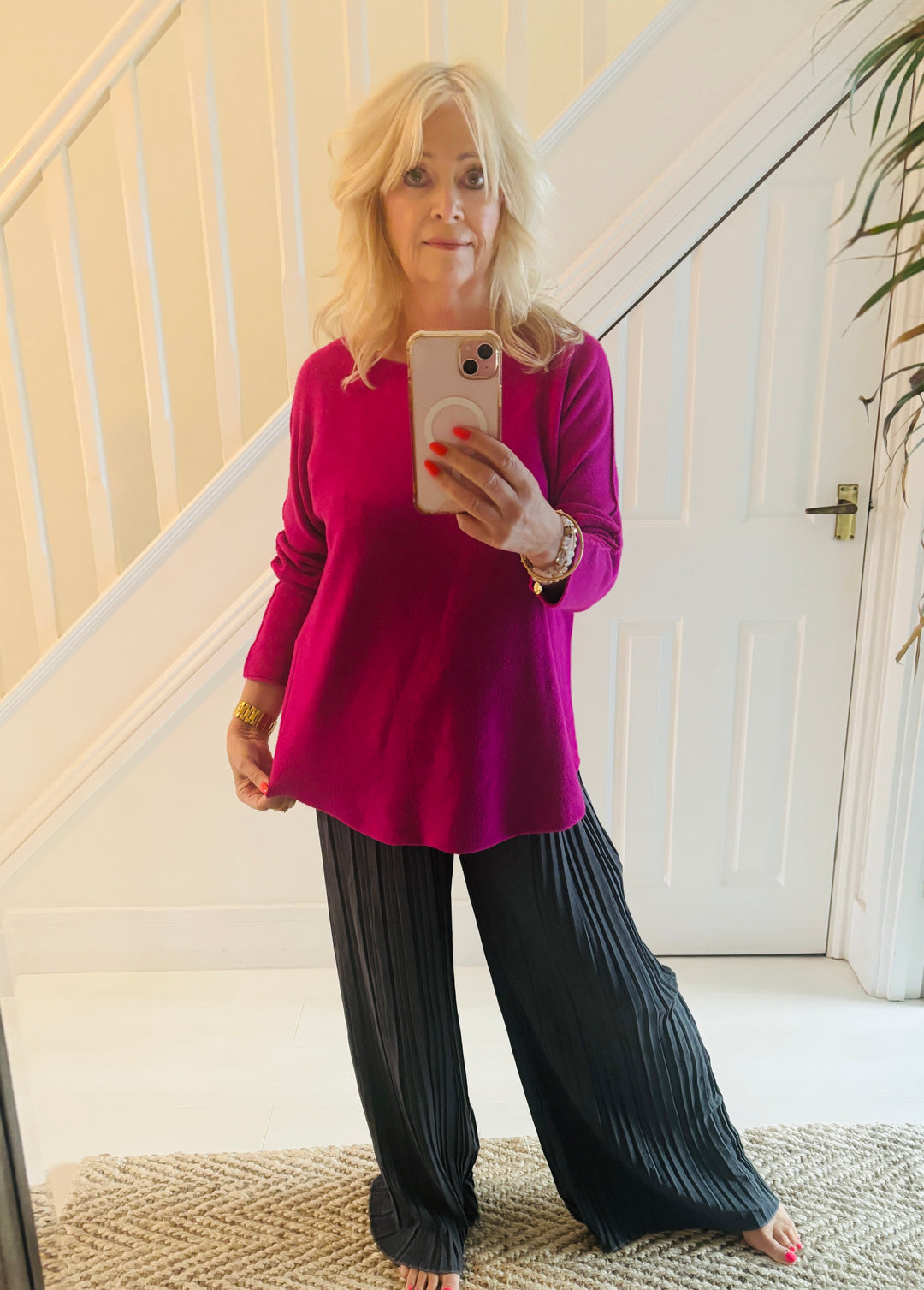 Anabelle Round Neck Jumper Magenta