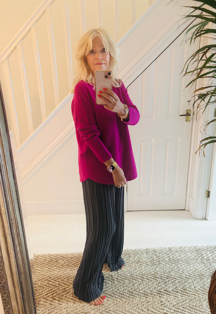 Anabelle Round Neck Jumper Magenta