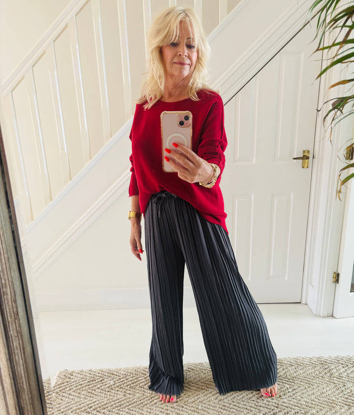 Anabelle Round Neck Jumper Red