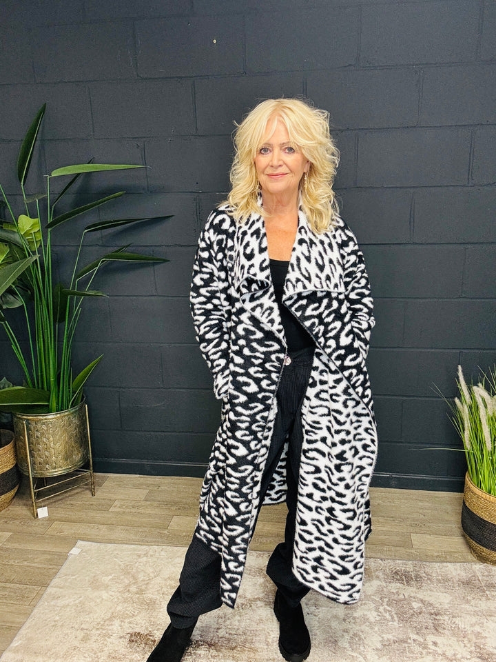 Lucinda Leopard Coat Black