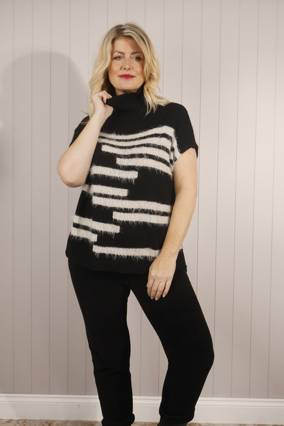 Bonnie Button Tank Top Black