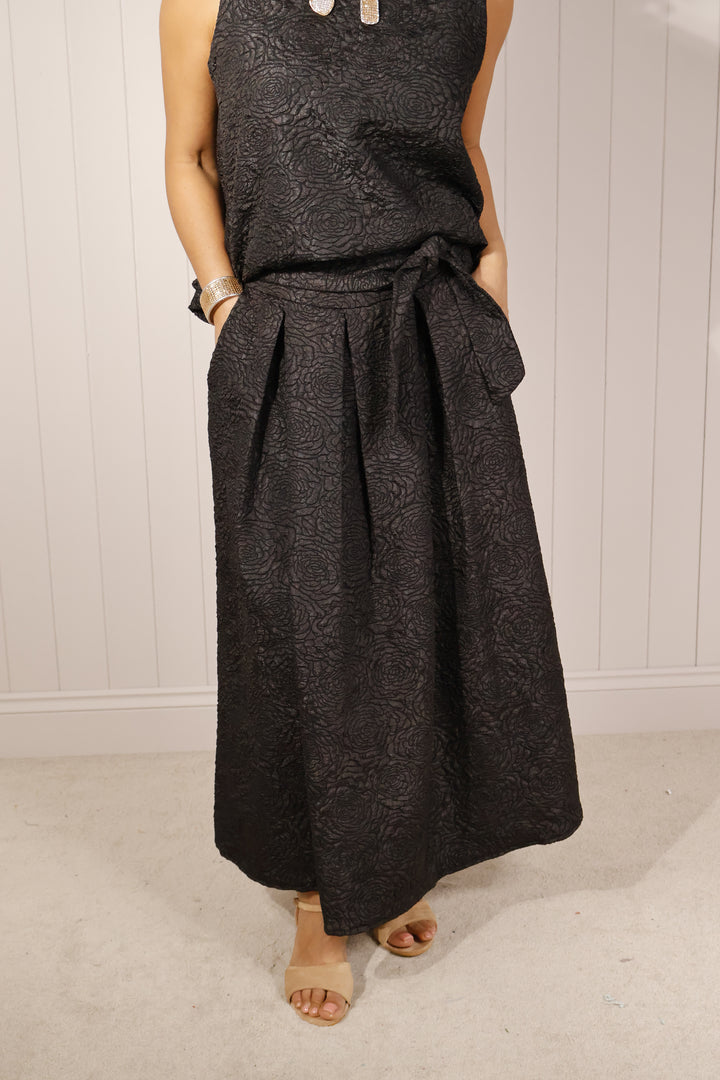 Annalisa Floral Embossed Skirt Black