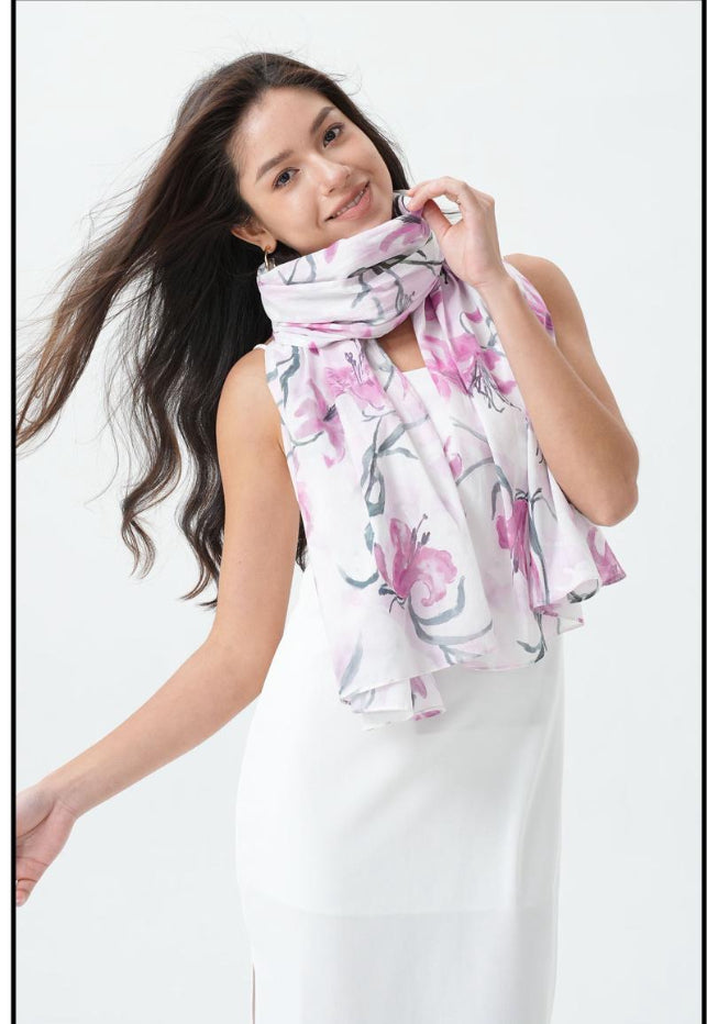 Lily Flower Print Scarf Lilac