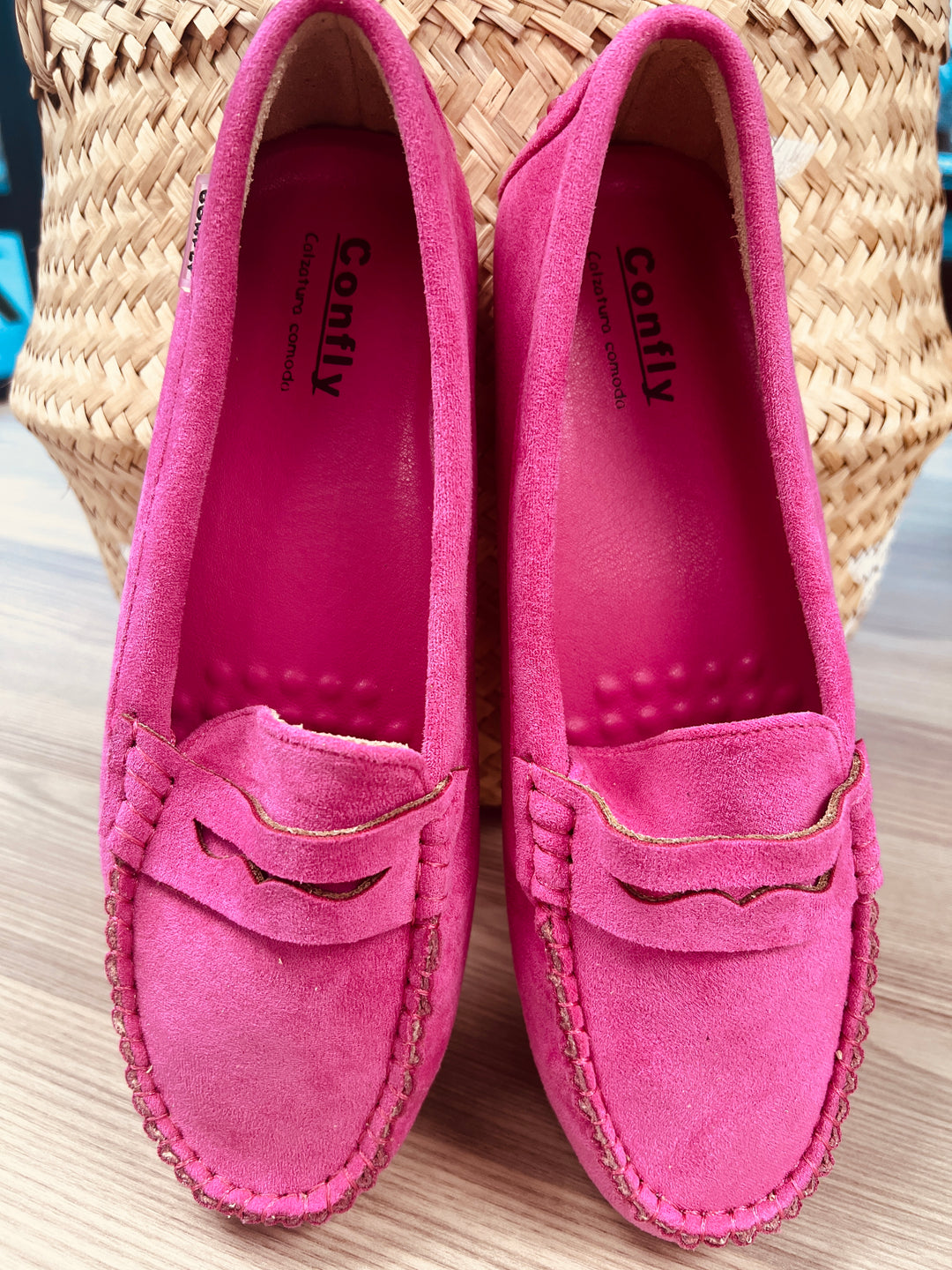 Faux suede Fuchsia loafers