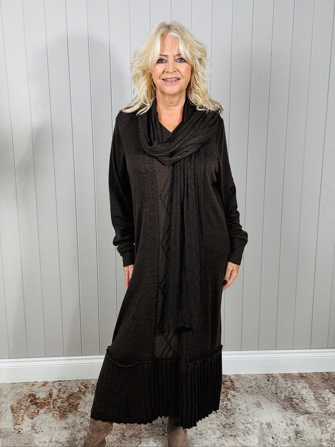 Connie Cable Knit Dress & Scarf Chocolate