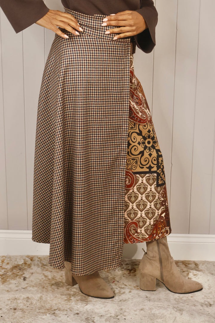 Donatella Buckle Skirt Chocolate