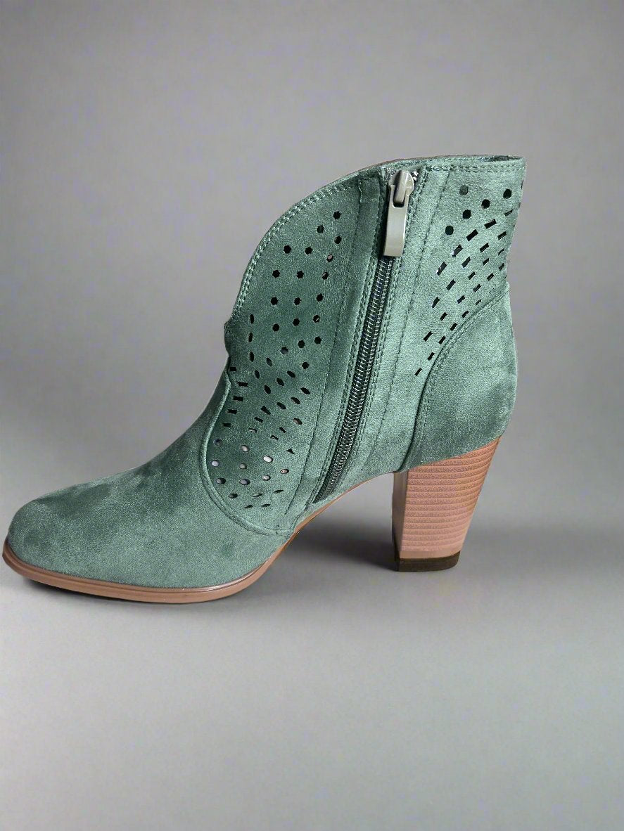 Cutaway Cowboy Ankle Boots Khaki