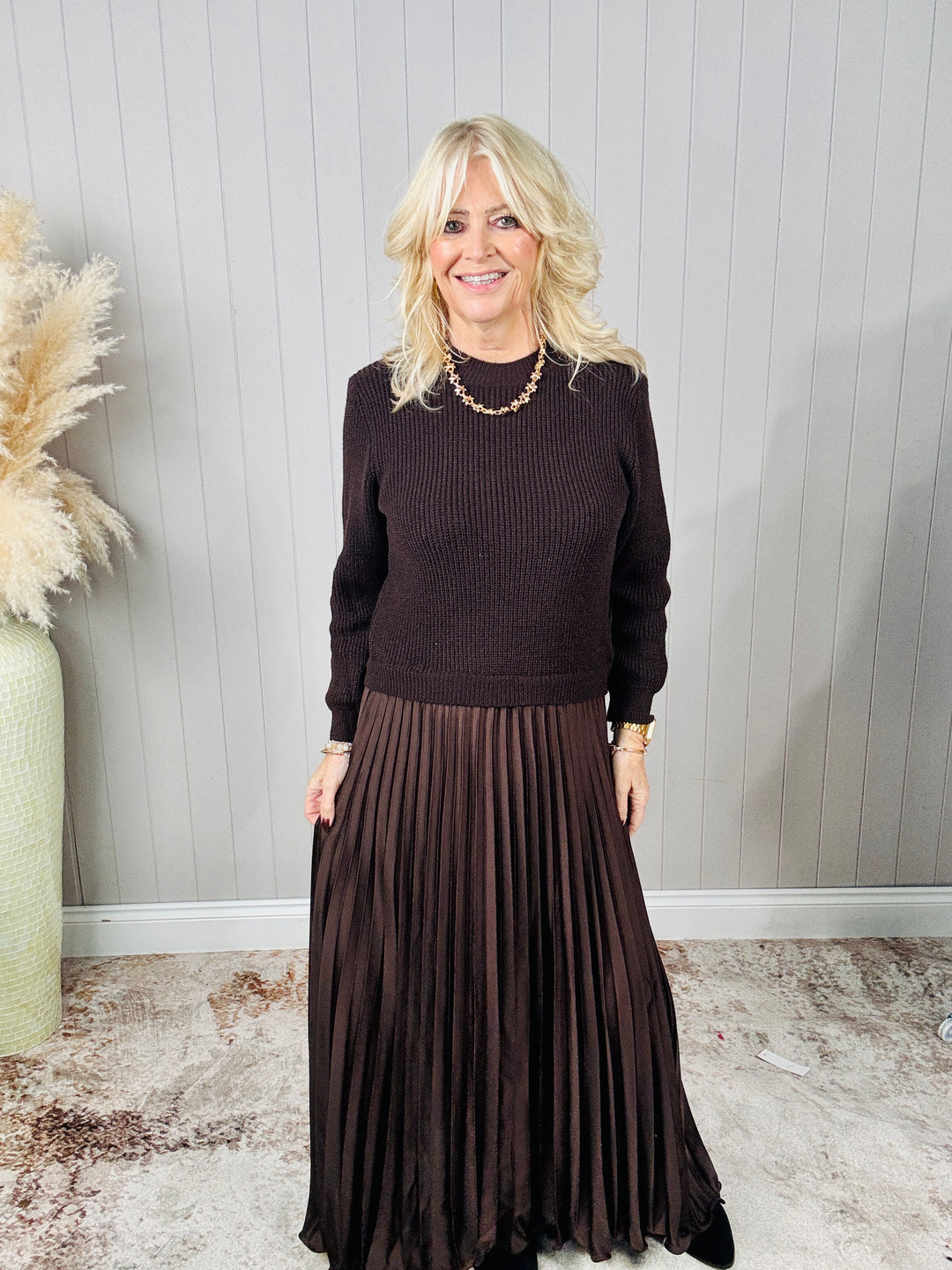 Prima Pleat Dress Chocolate