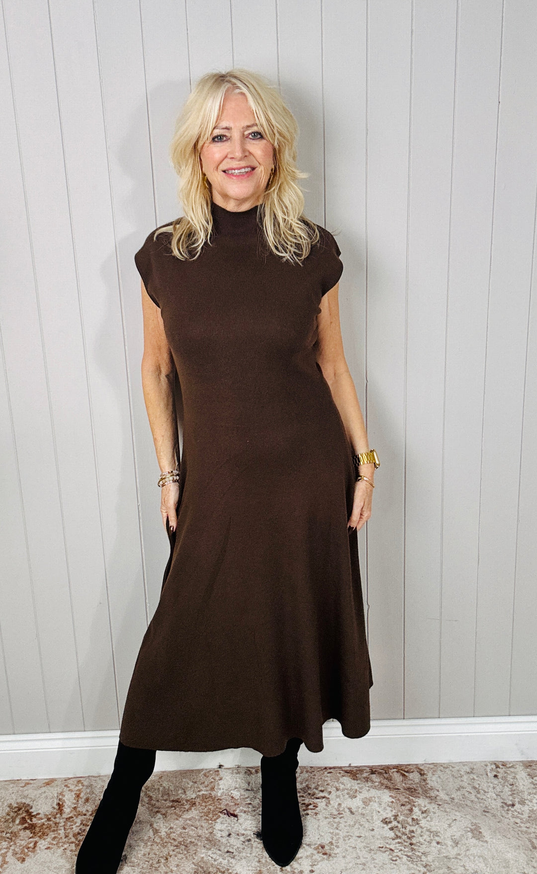 Saranna Sleeveless Dress Chocolate