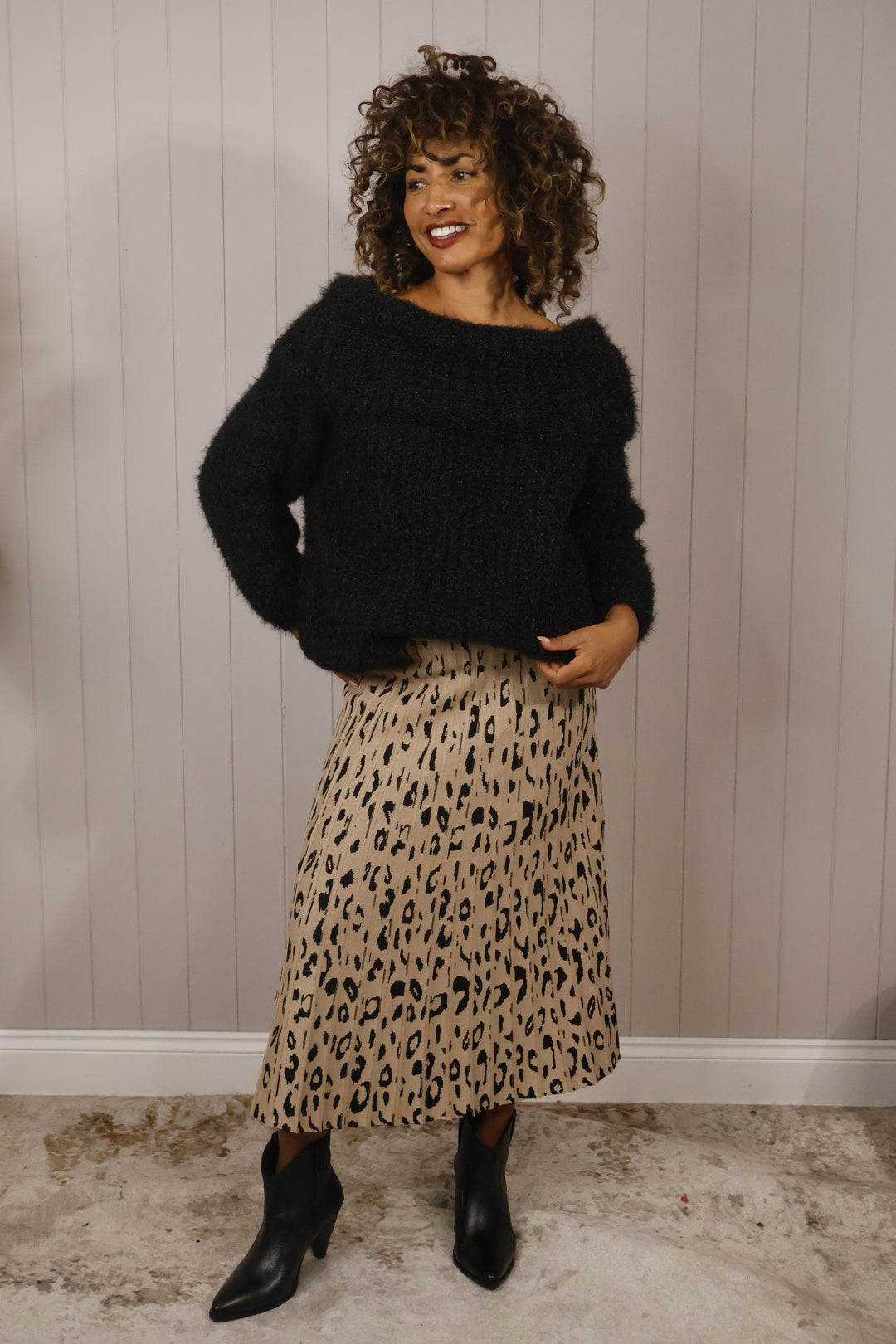 Leopard Print Pleated Knit Skirt