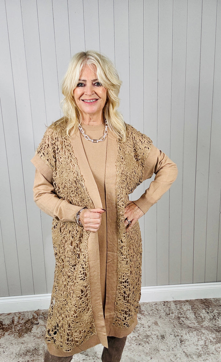 Carrera Crochet Twin Set