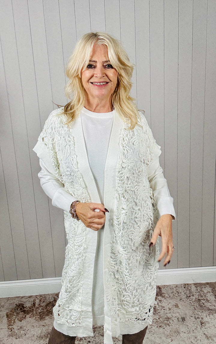 Carrera Crochet Twin Set