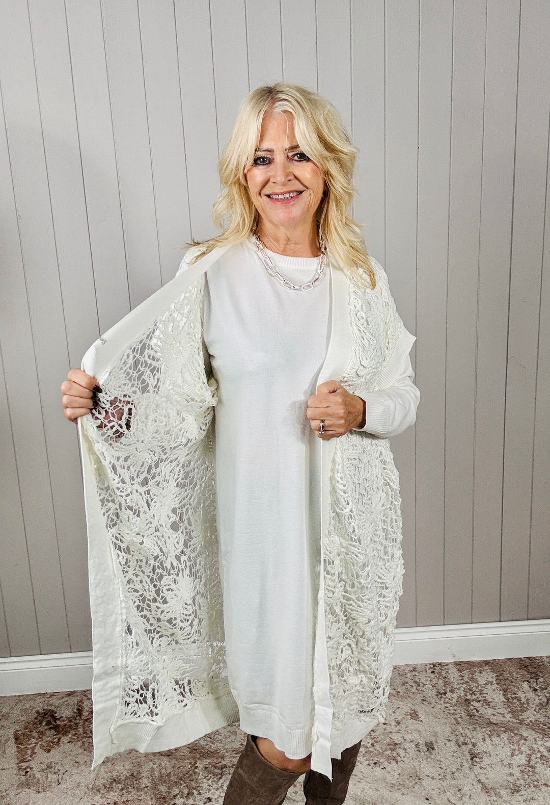 Carrera Crochet Twin Set