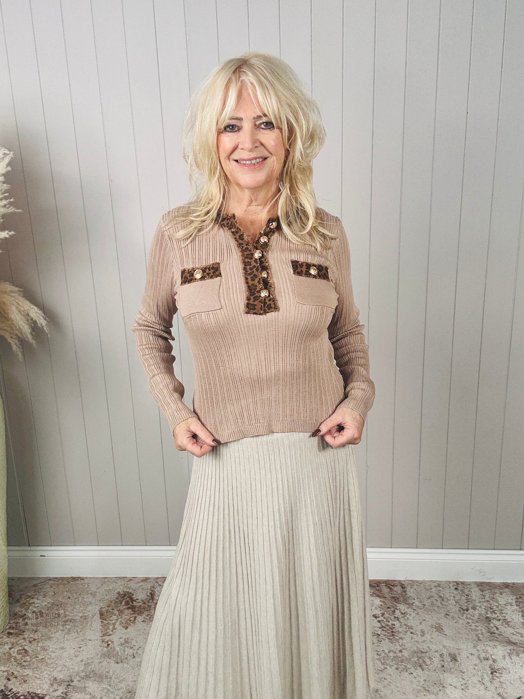 Cheryl Leopard Top Mocha