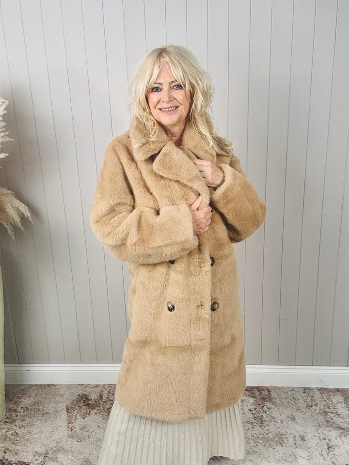 Agatha Faux Fur Coat Camel