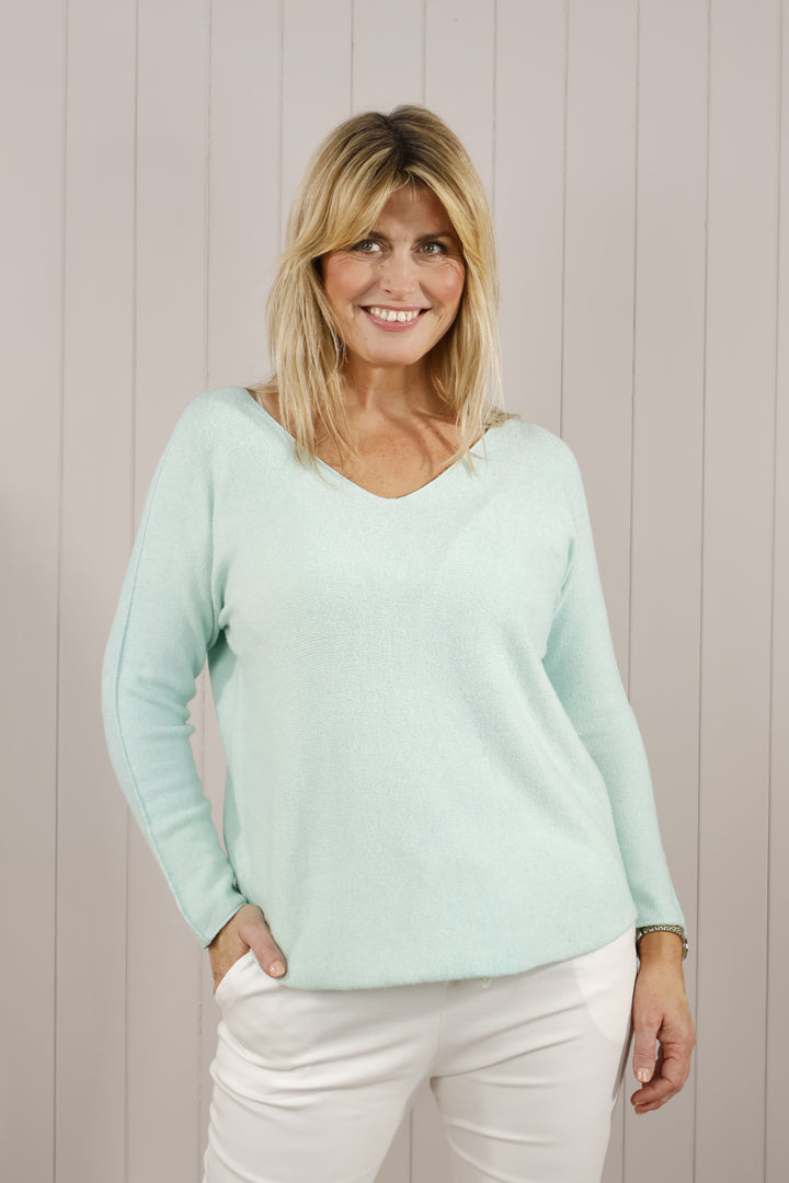 Anabelle V Neck Jumper Mint