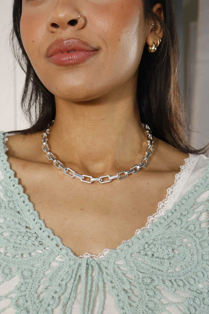 Chunky T Bar Necklace silver