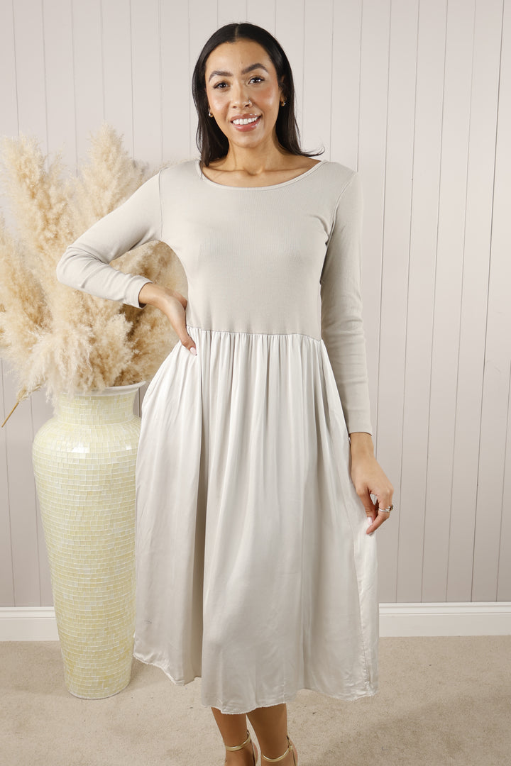 Venus Silk Dress Oat Milk Beige
