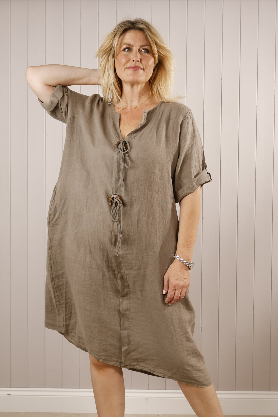 Coconut clip Linen dress Mocha