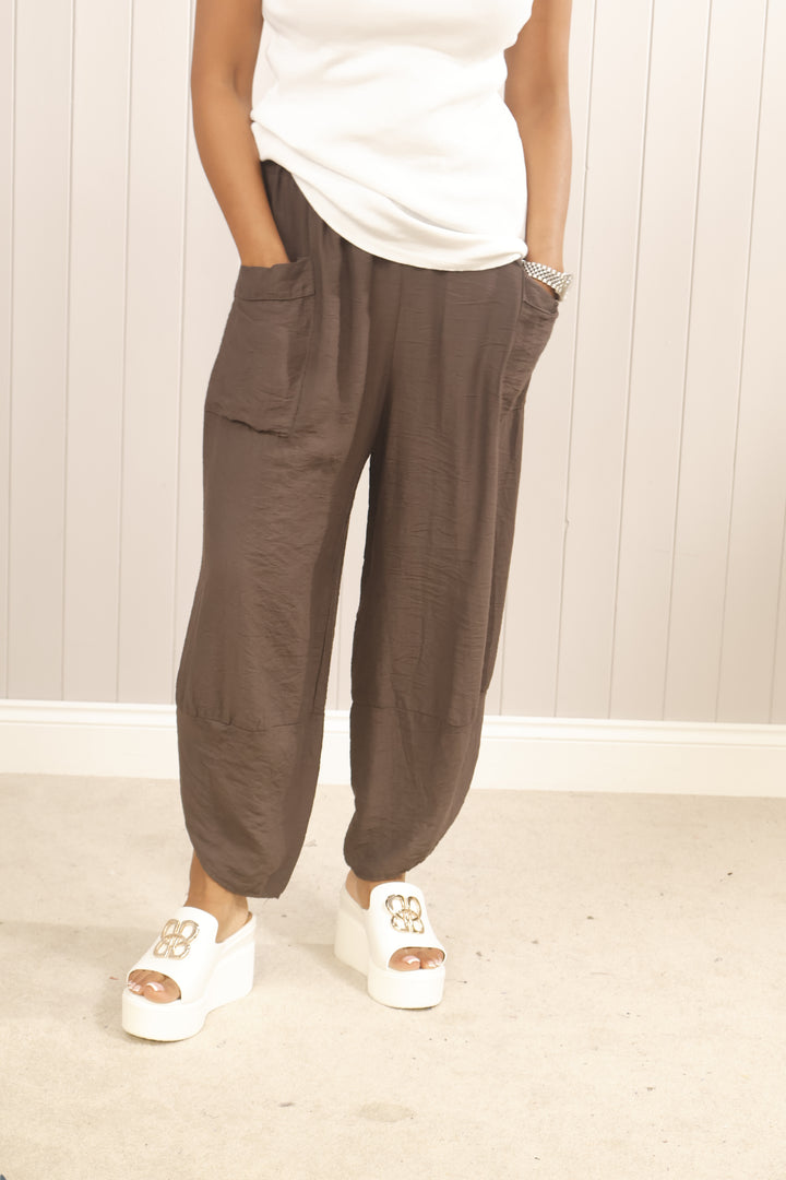 Tahlia Barrel Leg Trousers Chocolate